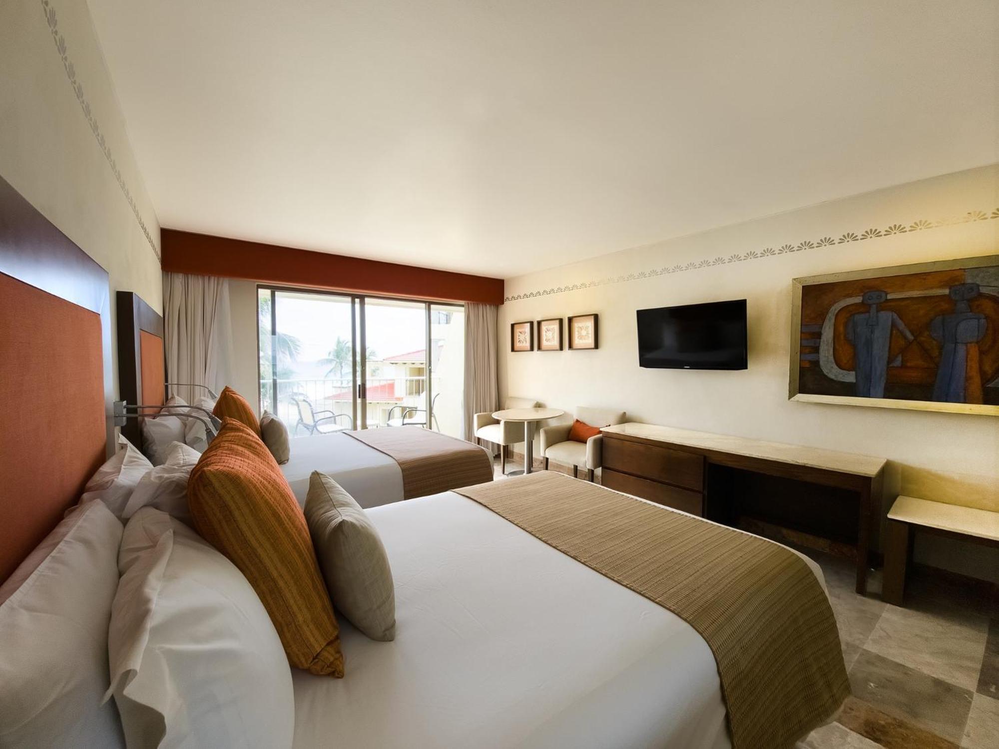Grand Park Royal Cancun (Adults Only) Экстерьер фото A room at the Hard Rock Hotel